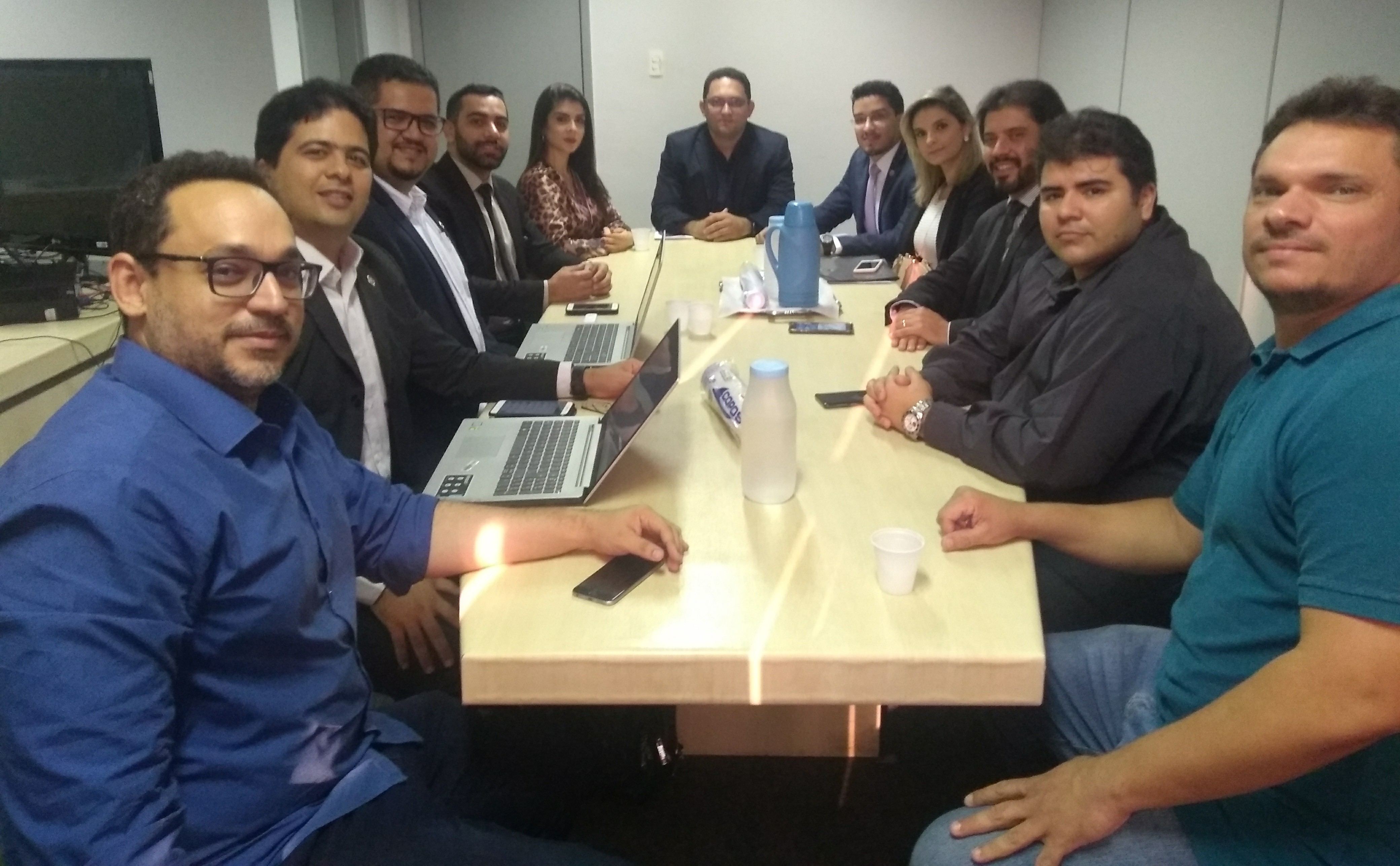 Gestores do INSS reunidos com representantes da OAB/PI
